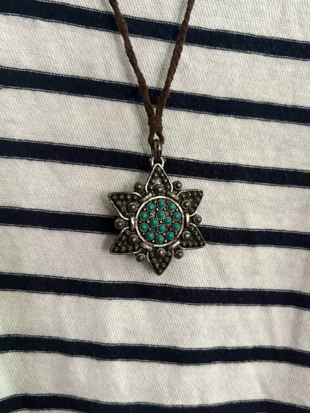 Lucky Brand Turquoise Starburst Pendant on Brown Cord - Picture 2 of 9